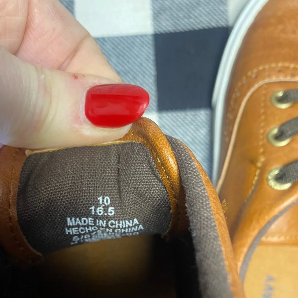 Old Navy Brown slip on Toddler Shoes‎ Excellent condition
